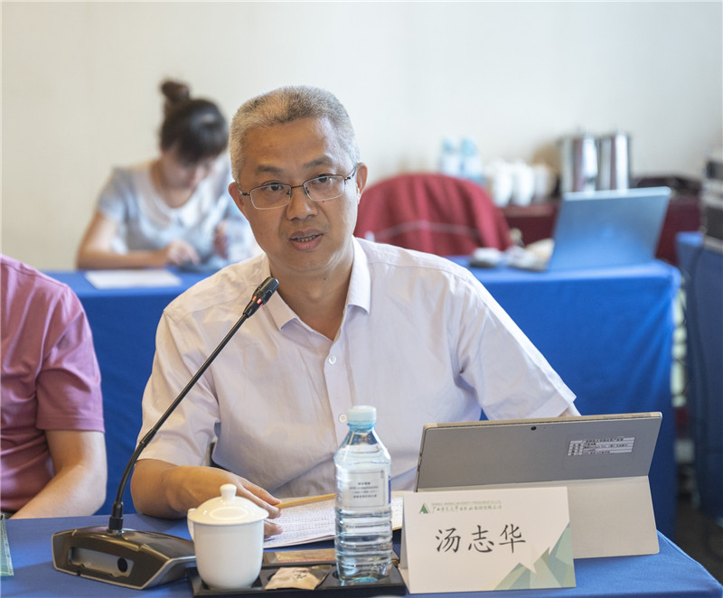 14廣西師范大學(xué)黨委常委、宣傳部部長(cháng)，馬克思主義學(xué)院院長(cháng)湯志華作專(zhuān)題發(fā)言（李顯楊 攝）.jpg