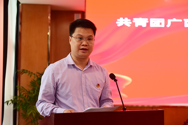 校團委副書(shū)記（主持工作）、學(xué)工部（處）副部（處）長(cháng)陳國華致辭.JPG