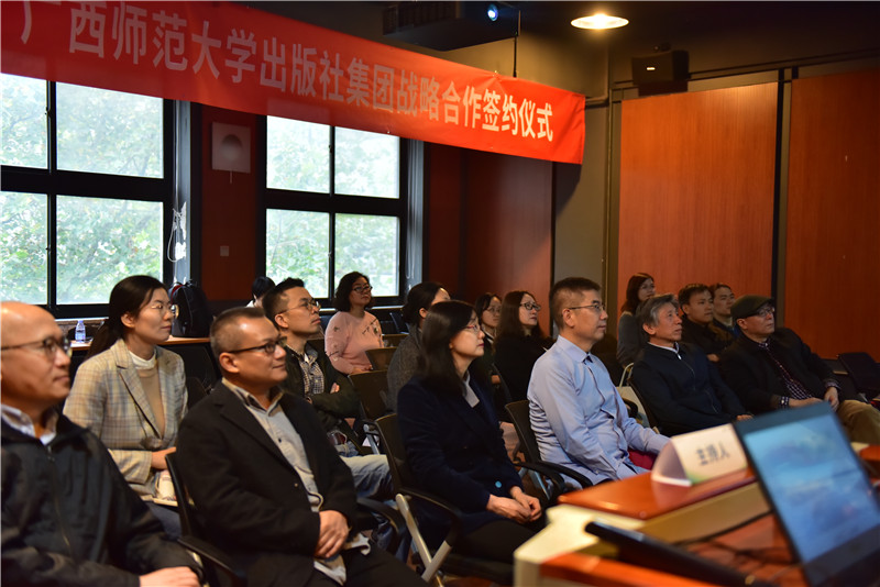 簽約儀式現場(chǎng) （秦念 攝）.JPG